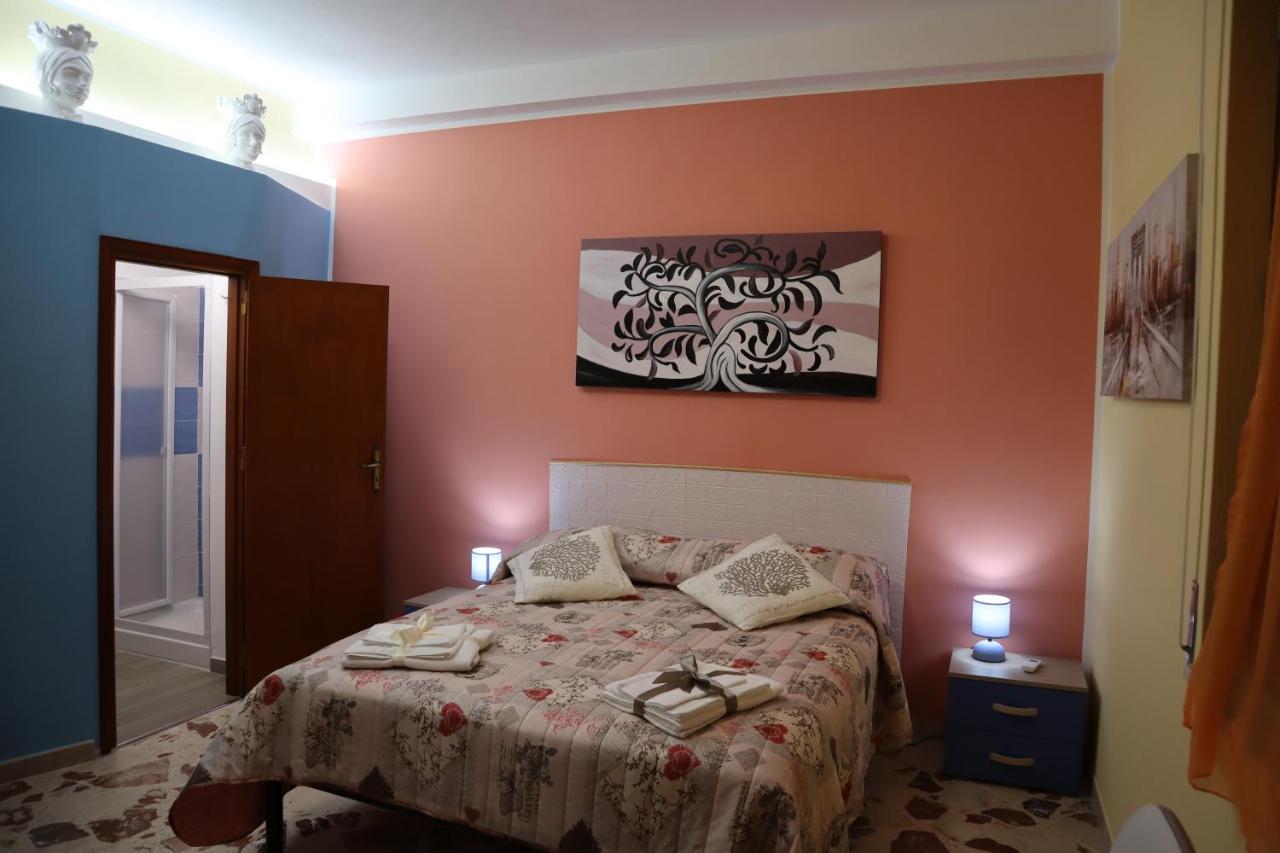 Casa Borgo Borrello San Mauro Castelverde Exterior foto