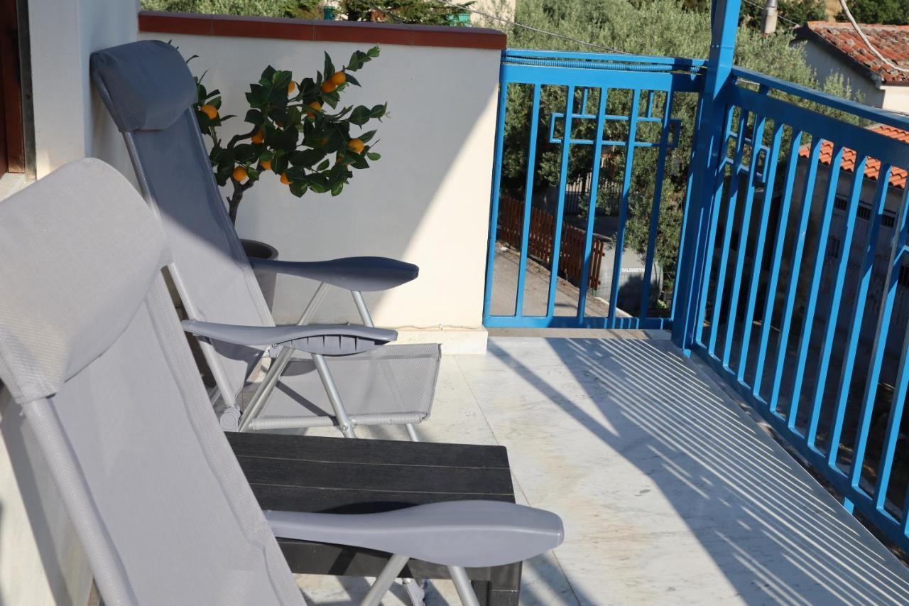 Casa Borgo Borrello San Mauro Castelverde Exterior foto